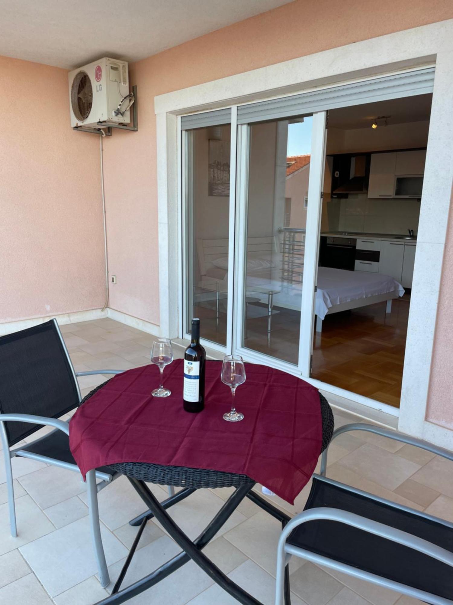 Luciana Appartement *
