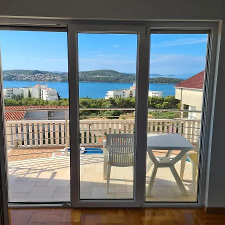 Villa Luciana Trogir Exterior photo
